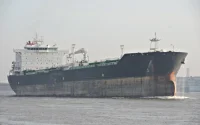 Pétrolier russe en panne à Tanger : l'opération de la dernière chance pour éviter une marée noire