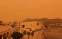 Du sable du sahara marocain « envahit » toute l'Europe