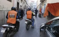 La traque continue pour trouver les meurtriers du policier retrouvé calciné