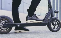 Maroc : le problème des trottinettes électriques atterrit au parlement
