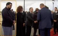 Yassine Belattar en survêtement et baskets ... pour rencontrer le roi Mohammed VI