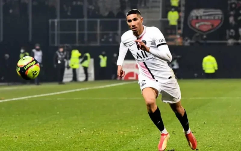 Achraf Hakimi va-t-il rester au PSG ? 