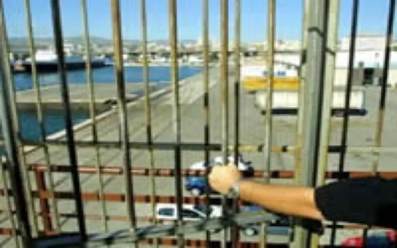 Un sans-papiers Marocain s'échappe d'un centre de rétention