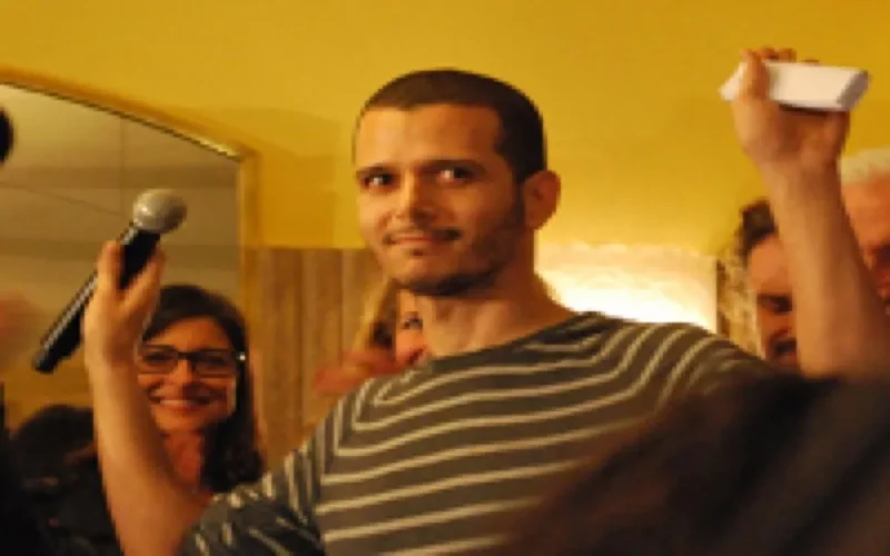 Abdellah Taïa reçoit le Flore 2010 pour "Le jour du roi"