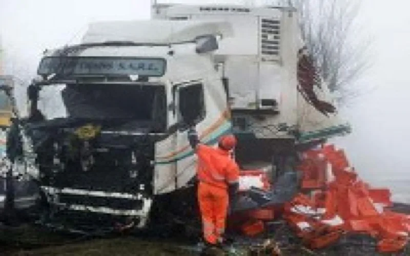 Pays-Bas : morts de deux Marocains dans la chute de leur camion dans un lac gelé