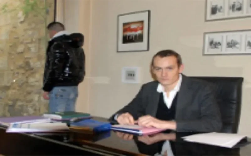 Karim, Marocain et gay, risque l'expulsion