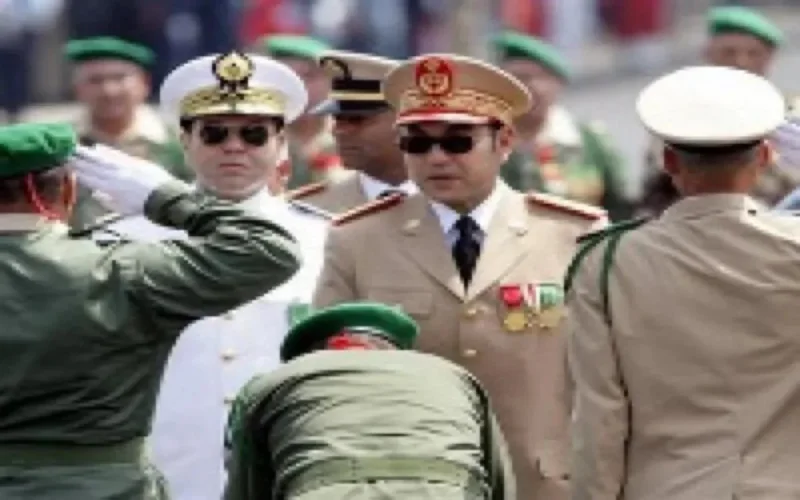 Mohammed VI annonce la fin du baise-main