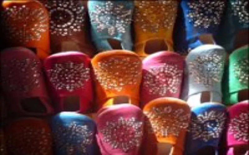 La babouche "Made in China" envahit le Maroc
