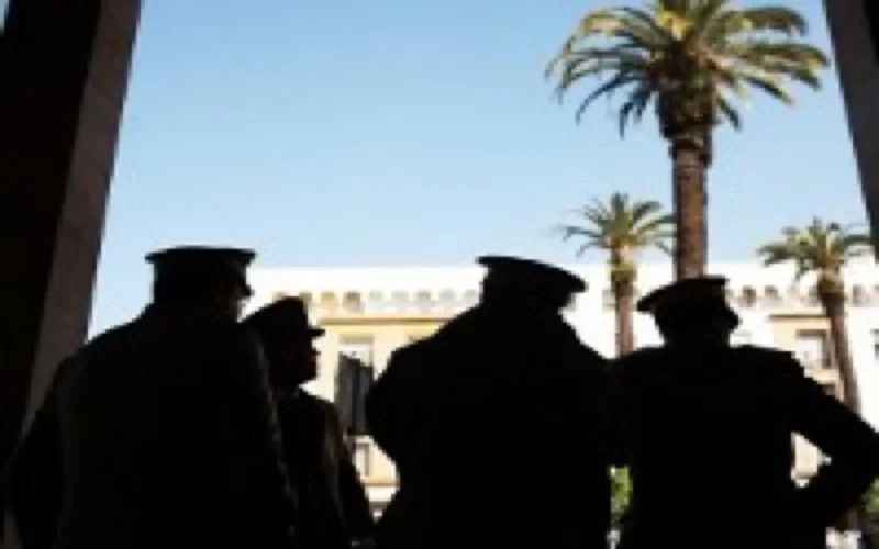 Un policier tue trois de ses collègues à Machraâ Belksiri