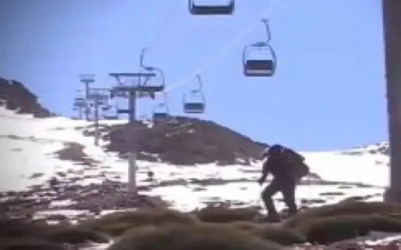 Images exclusives de Nacer Ibn Abdeljalil sur l'Everest