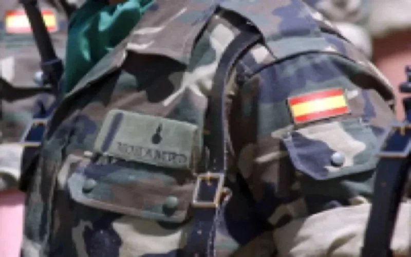 Doutant de leur loyauté, l'armée espagnole remplace les militaires musulmans par des latino-américains
