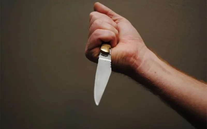 Gracié il y a une semaine par le Roi, un homme commet 16 délits 