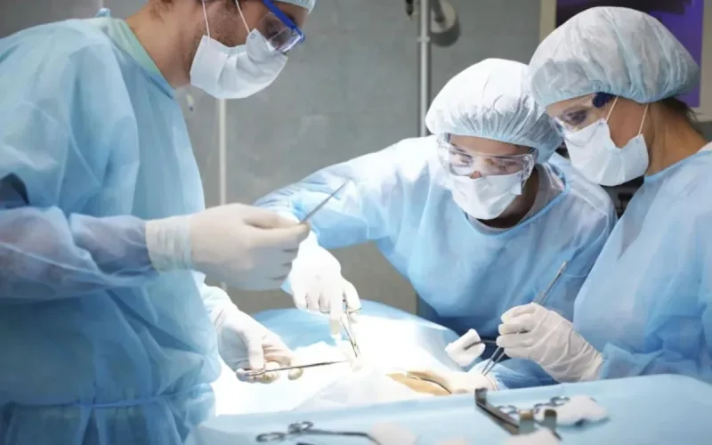 Une Espagnole poursuivie pour avoir exporté du matériel médical périmé au Maroc