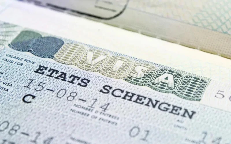 Vend visa pour l'Espagne : prix 80.000 dirhams …