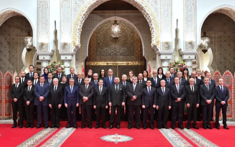 Maroc : les cinq nouveaux ministres reçus par le roi Mohammed VI (vidéo)