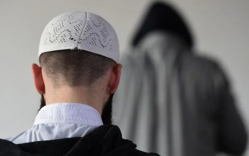 Maroc : un imam suspendu pour propagande politique