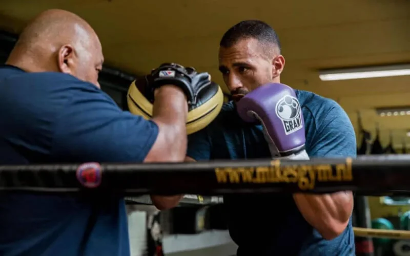 Malgré le risque de suspension, Badr Hari s'entraîne pour ses prochains combats