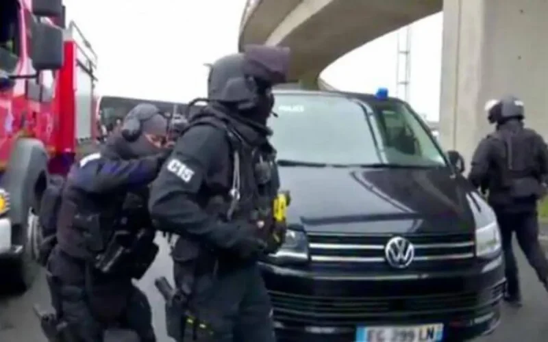 France : il voulait prendre un vol pour Rabat avec une scie dans sa chaussure