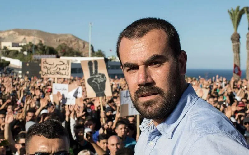 Un enfant interdit de prendre un selfie avec Nasser Zefzafi à l'hôpital