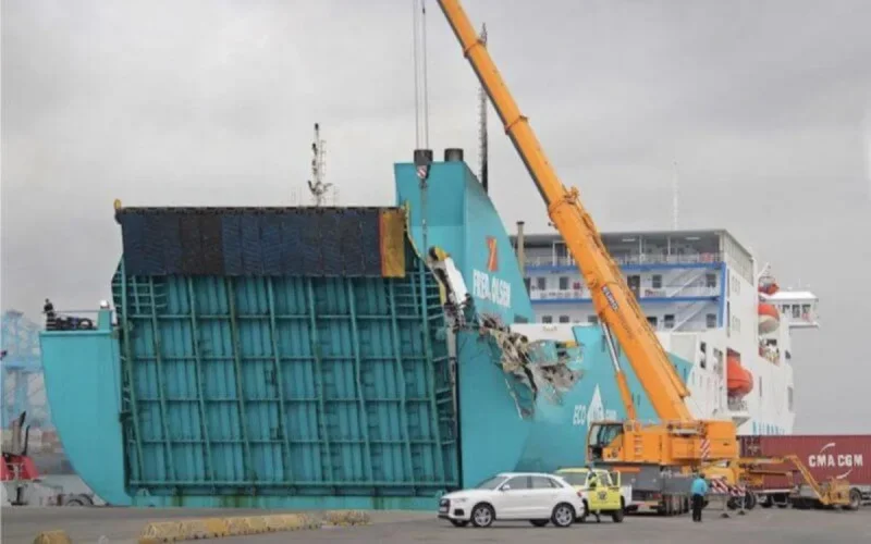 La photo du bateau après l'accident près de Tanger