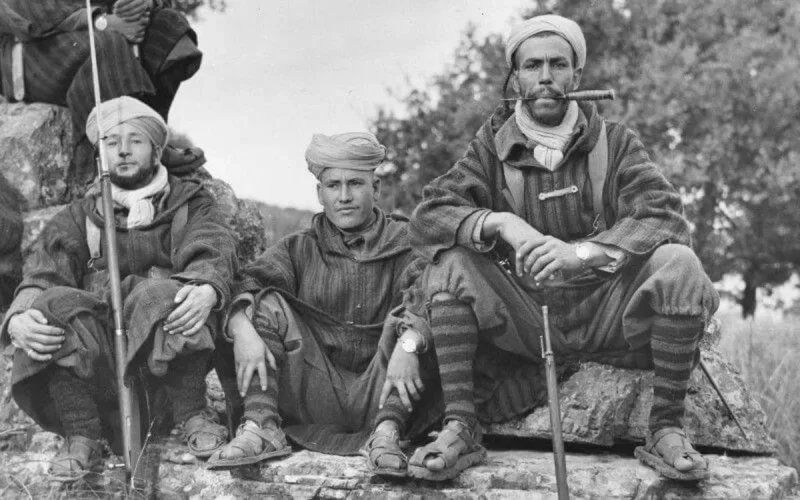 Des personnalités demandent à la France de rendre hommage aux tirailleurs africains