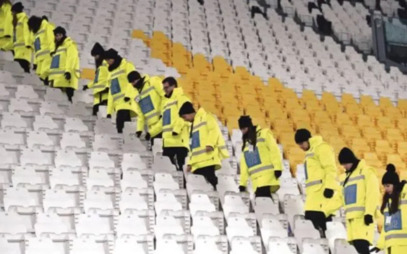 Les stadiers étrangers interdits des stades italiens