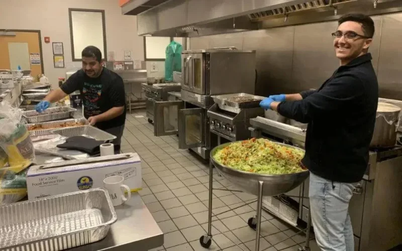 États-Unis : le geste humaniste d'un restaurant musulman envers les victimes de la tornade