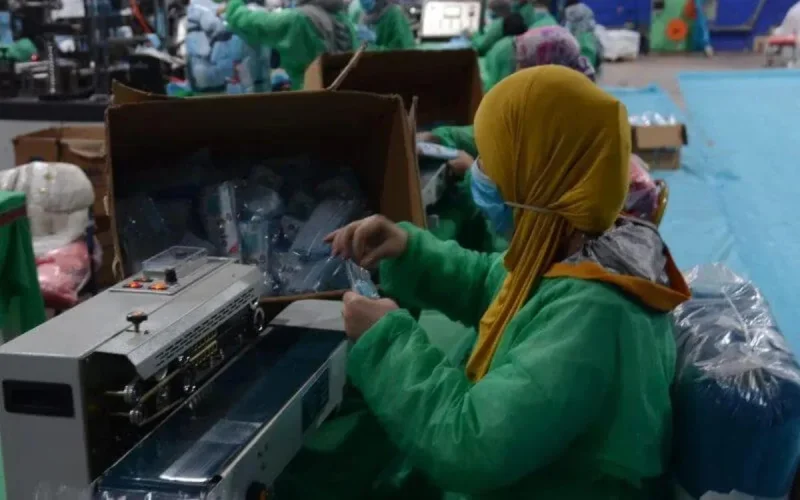 Le Maroc fournit l'Europe en masques réutilisables