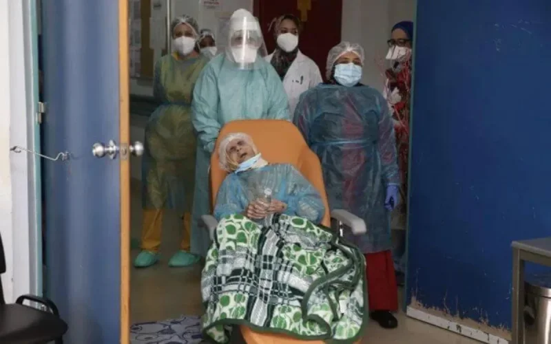 Une Marocaine de 110 ans guérit du coronavirus