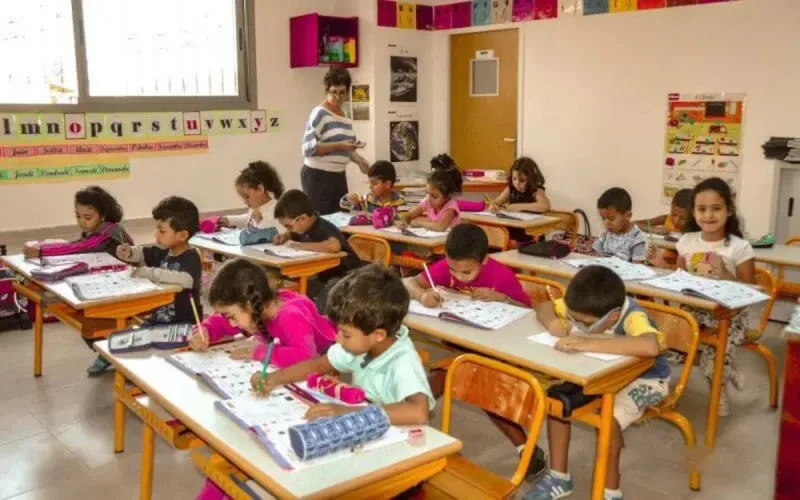 Maroc : déçus de l'école privée, des parents optent pour l'école publique