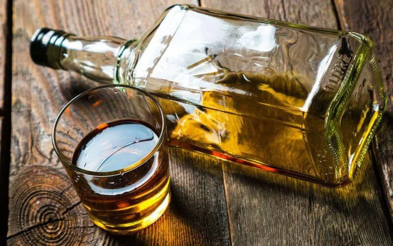 Nador : il fabriquait des boissons alcoolisées frelatées