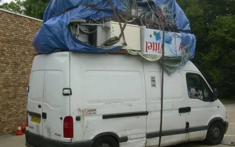 France : il n'avait que 2,5 tonnes de plus dans sa camionnette