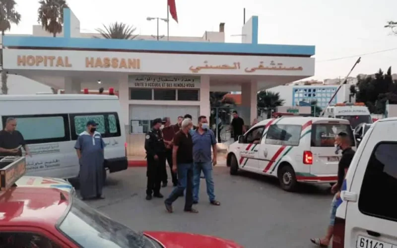 Des MRE manifestent devant l'hôpital de Nador (vidéo) 