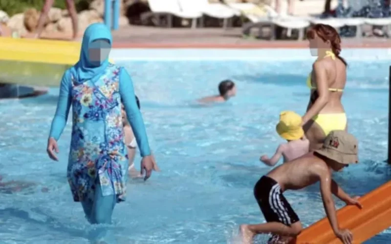 France : le débat sur le burkini refait-il surface ?