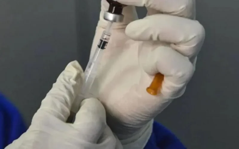 Vaccin anti covid-19 : les cadres de la santé ne veulent pas servir de cobayes