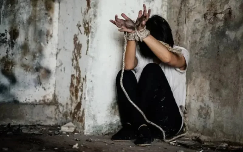 Maroc : 20 ans de prison pour avoir torturé la petite amie de son amant