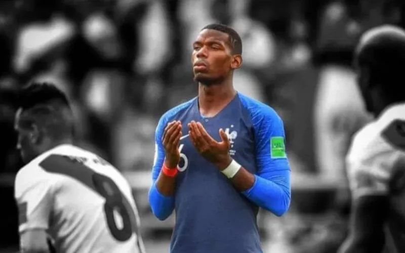 Paul Pogba dément son départ de l'équipe de France après les propos de Macron sur l'islam