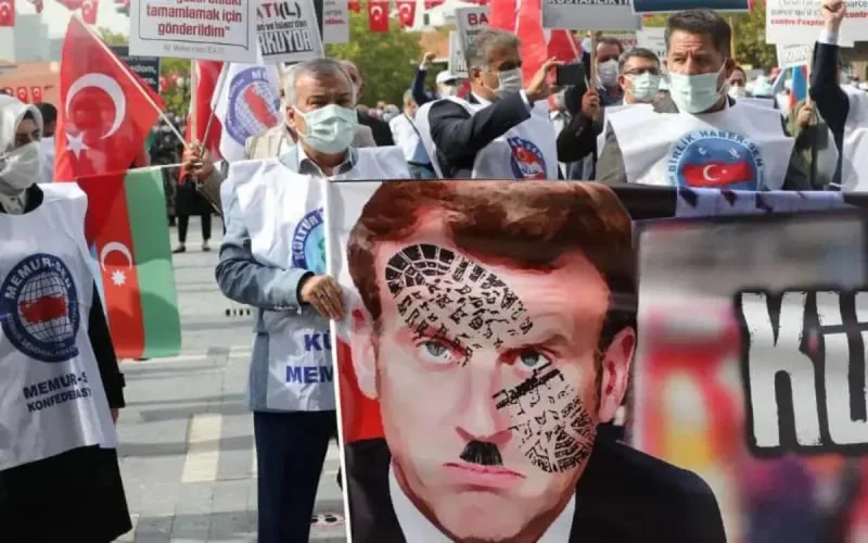 Emmanuel Macron comparé à un nazi, réactions indignées du quai d'Orsay