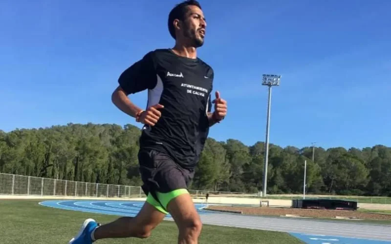 Le parcours impressionnant de l'athlète marocain Abdelaziz Merzougui