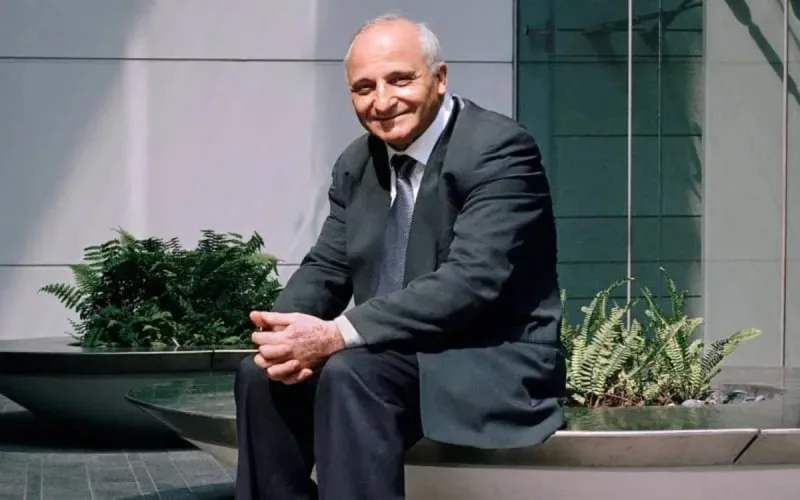 Le Marocain Rachid Yazami, pour la recharge rapide et efficace des véhicules électriques
