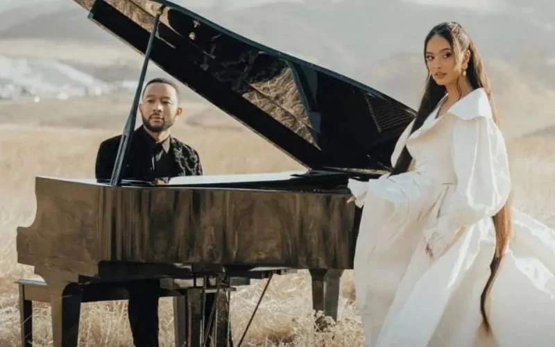 Minefields de la chanteuse marocaine Fouzia en duo avec John Legend cartonne