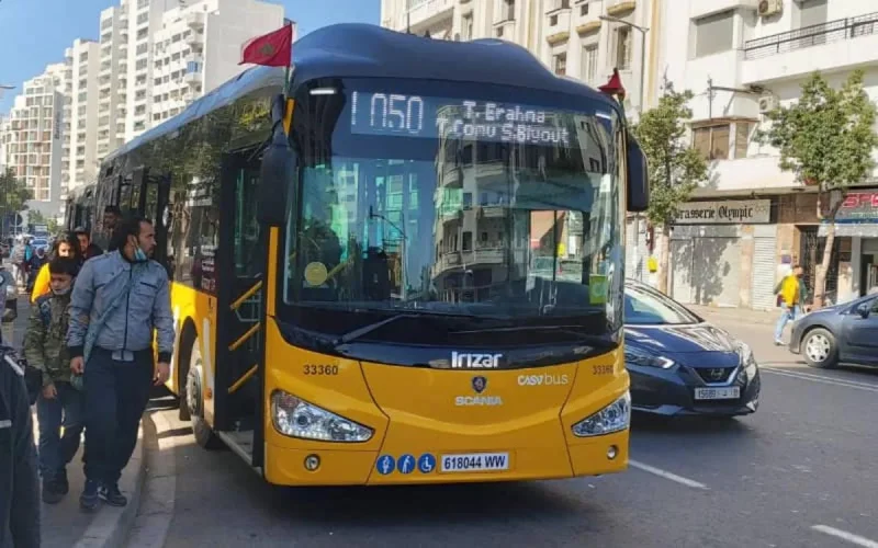Déjà des actes de vandalisme sur les nouveaux bus de Casablanca