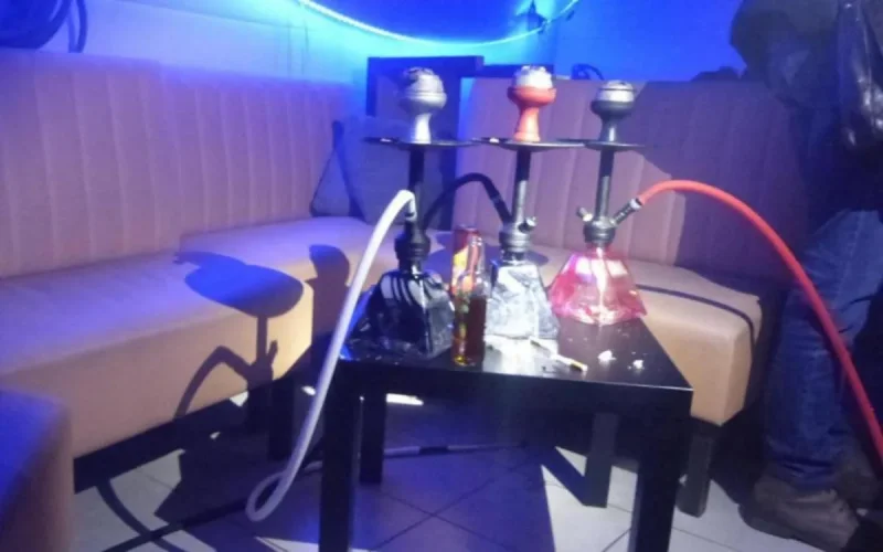  Cafés à chicha au Maroc : cri d'alarme des parents d'élèves