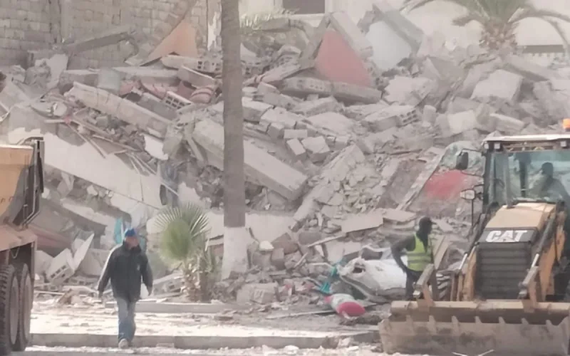 Effondrement à Casablanca : enquête ouverte, des responsables recherchés
