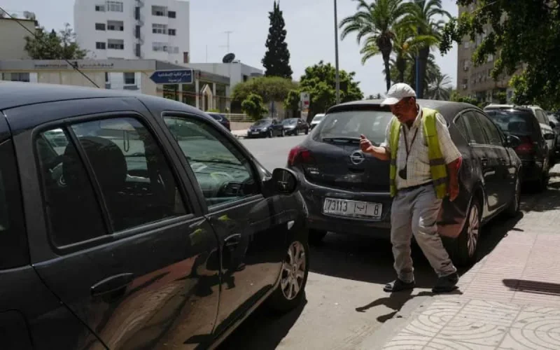 Maroc : urgence d'en finir avec le phénomène de faux gardiens de voitures