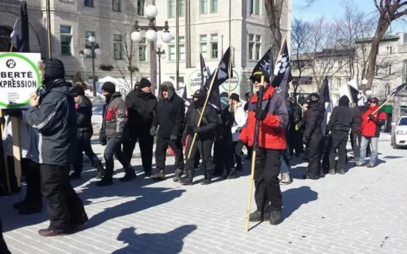Les opinions négatives envers l'Islam très élevées au Québec, révèle une étude (vidéo)