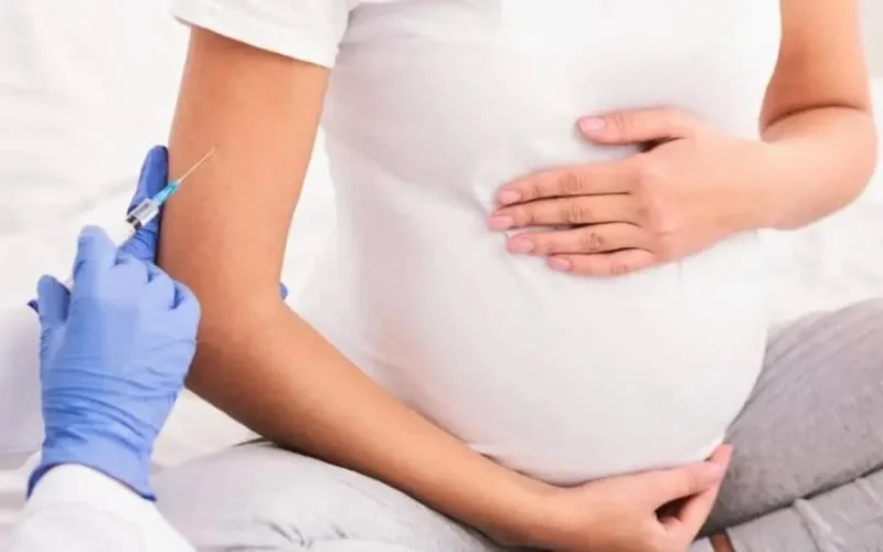 Covid-19 au Maroc : la vaccination élargie à toutes les femmes enceintes 
