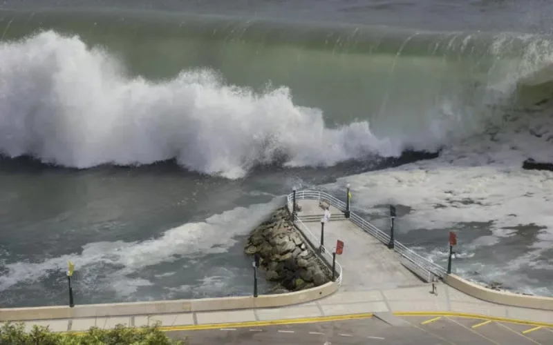 Maroc : la mer recule, un tsunami à craindre ?