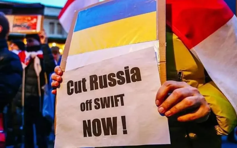 L'isolement de la Russie du réseau financier Swift inquiète le Maroc