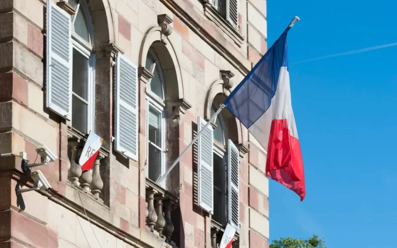 Arrivé en France à 10 ans en 1979, ce Marocain reste sous la menace d'un éloignement 47 ans plus tard